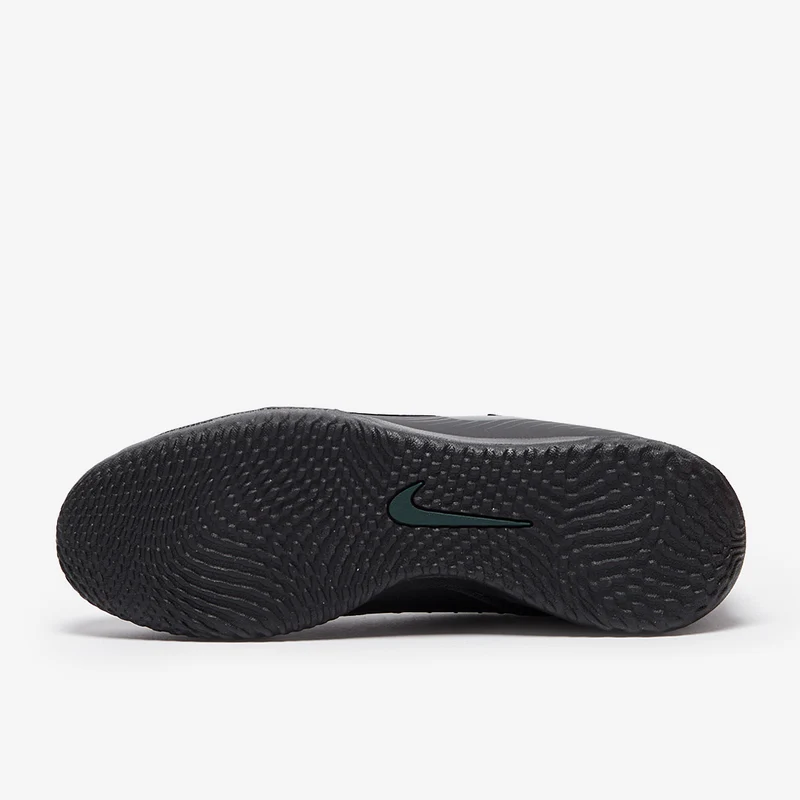 Nike Chaussure de foot en salle basse Phantom GX 2 Academy