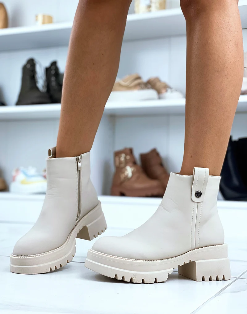 Bottines basses et lisses beiges à talon épais