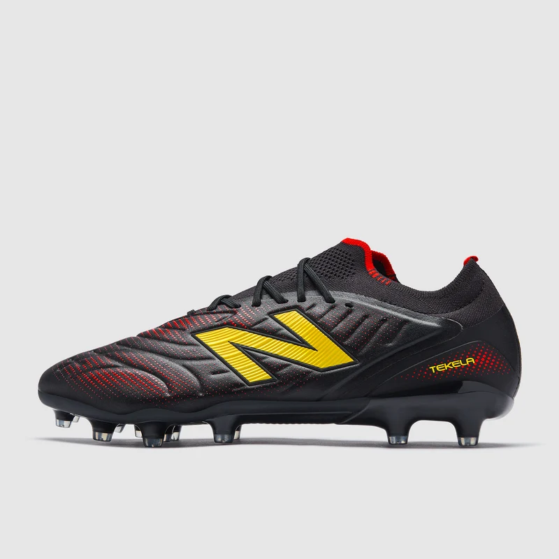 New Balance Tekela V5 Elite MG