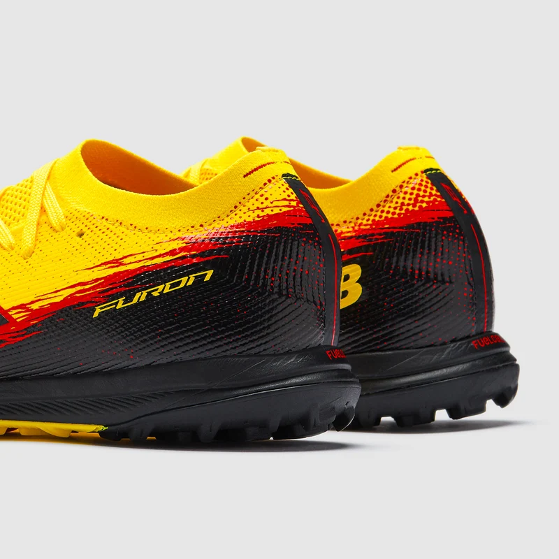 New Balance Furon V8 Elite TF