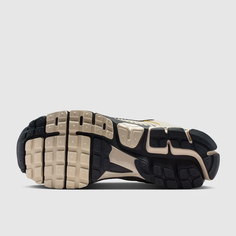 Nike Sportswear Zoom Vomero 5