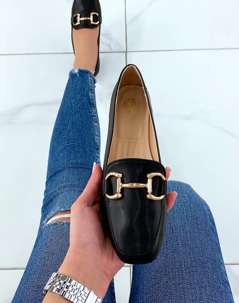 Mocassins noirs à double boucles dorées