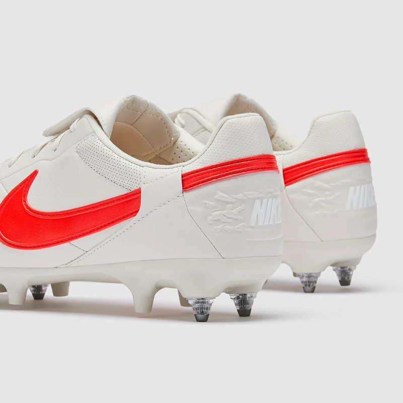 Nike The Premier III SG-Pro Anti-Clog
