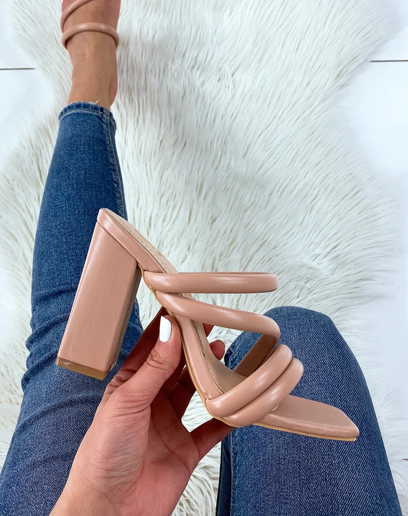 Sandales à talon et à bride beige poudré en similicuir