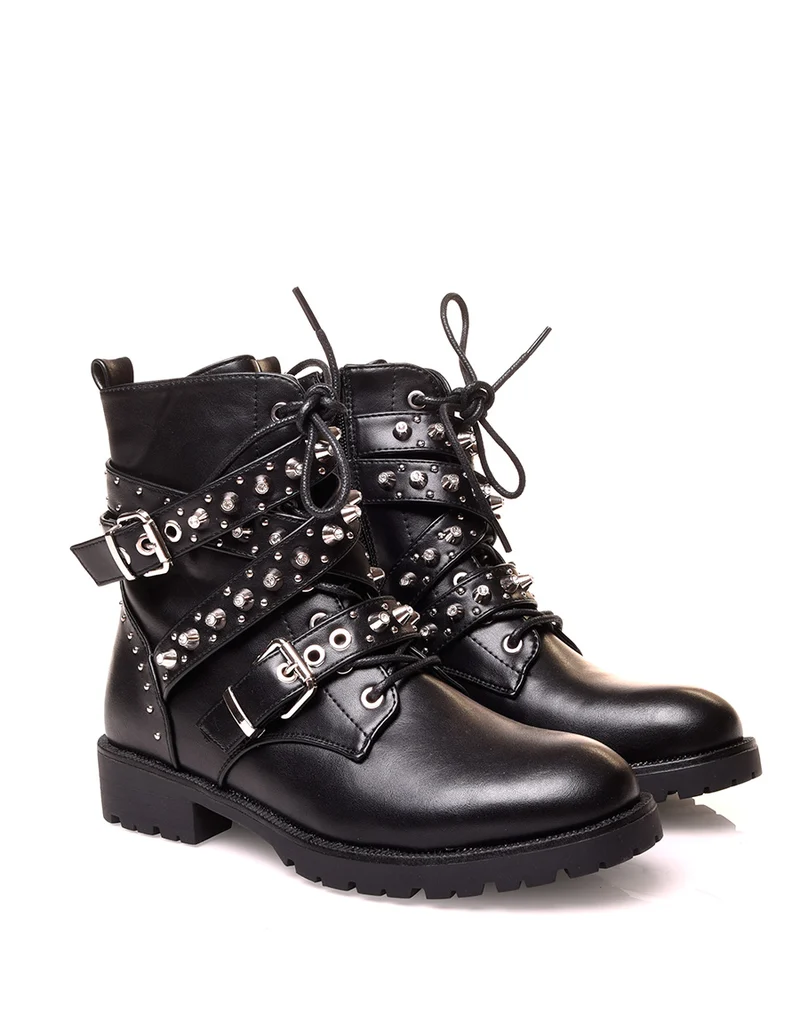 Bottines montantes noires ajourées de lacets et multiples brides