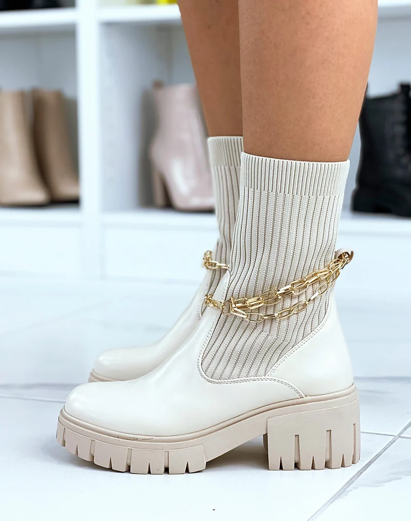 Bottines beiges montantes effet chaussette à fines chaines dorées