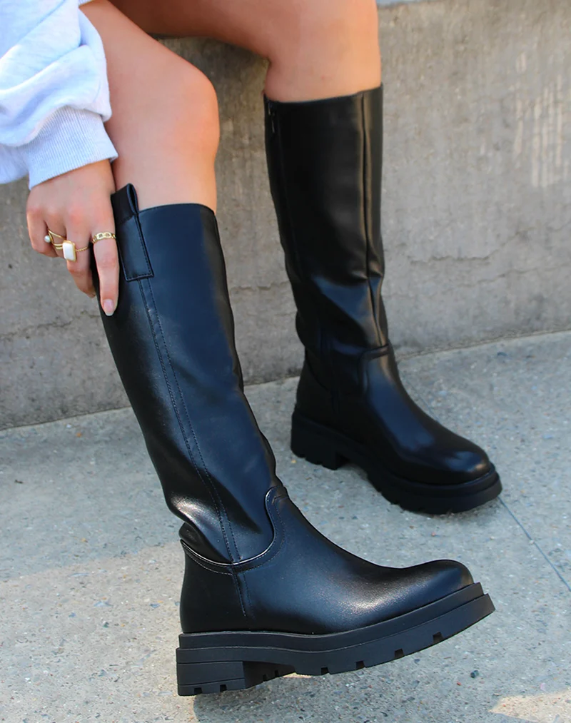 Bottes hautes noires à semelle crantée