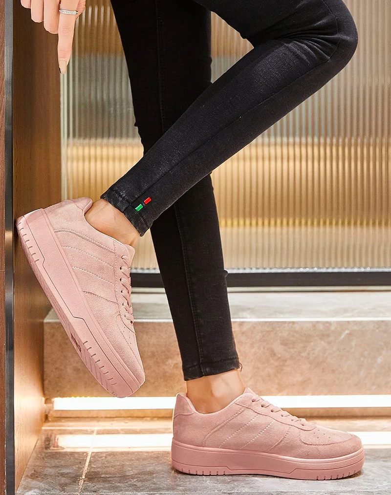 Basket rose en suédine