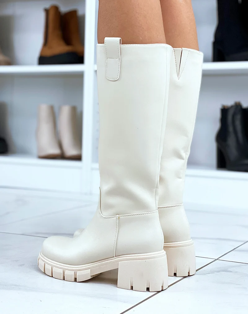 Bottes beiges à plateforme épaisse et crantée