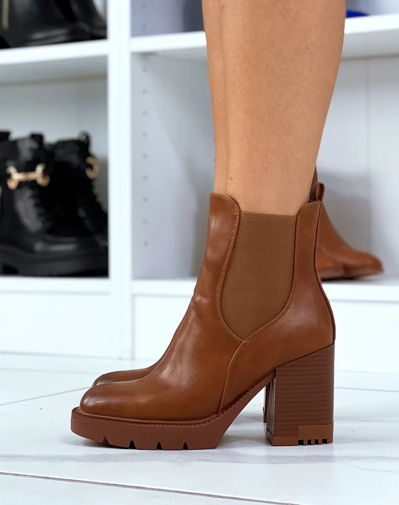 Bottines camel inspiration chelsea à haut talon épais