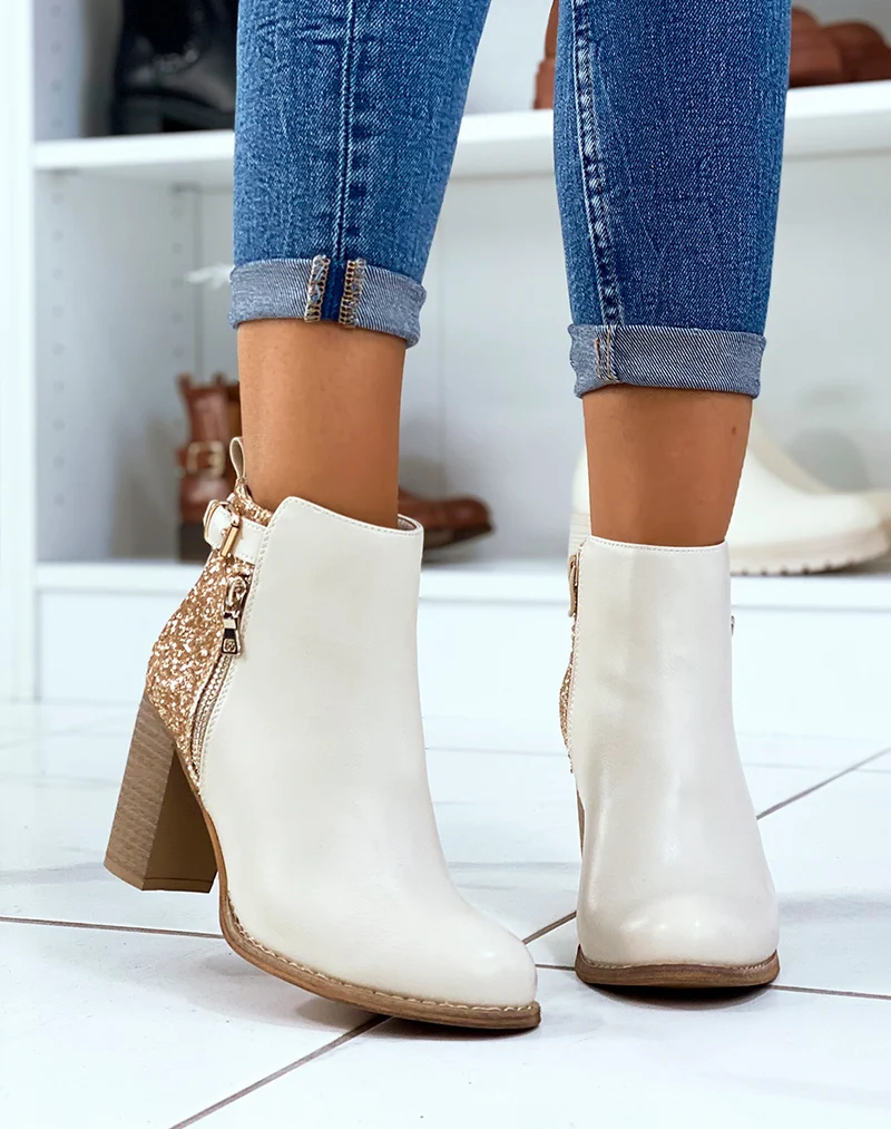 Bottines beiges à talons pailletées avec sangle