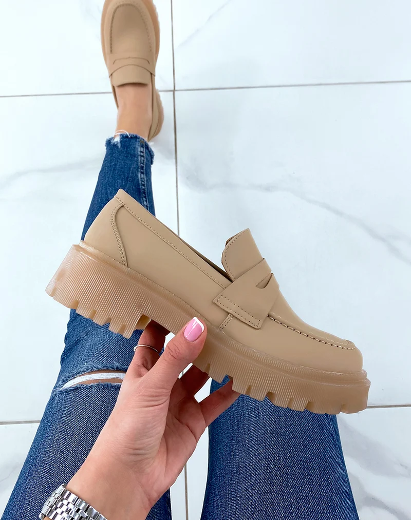 Mocassins beige foncé mattes