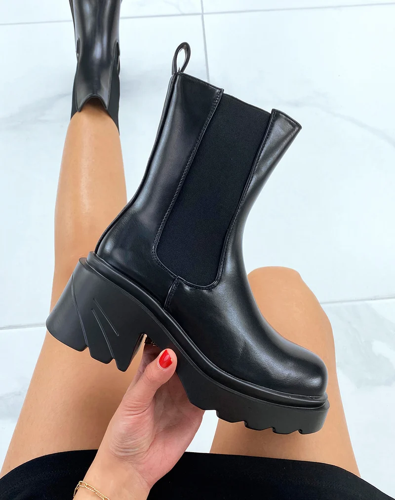 Bottines chelsea noires montantes à talon épais