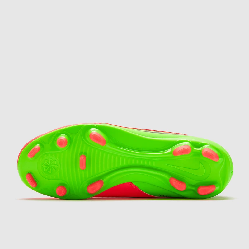 Nike Phantom 6 Low Club x Haaland FG/MG pour Femme