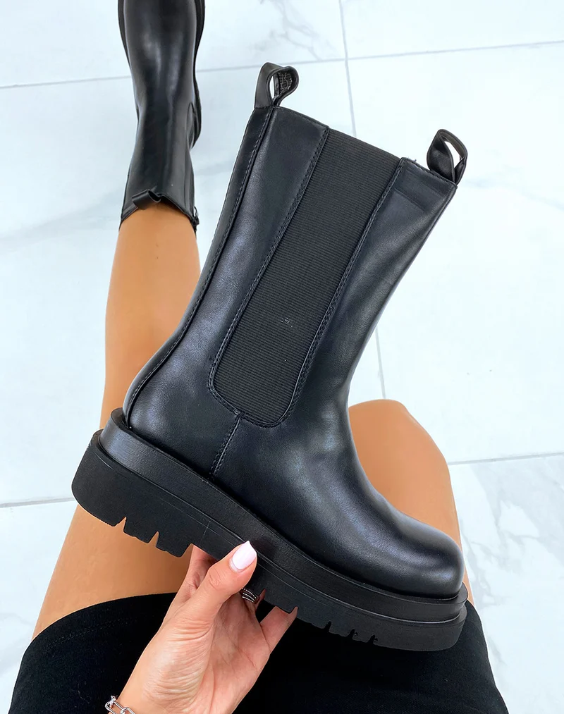 Bottines hautes noires à grosse plateforme