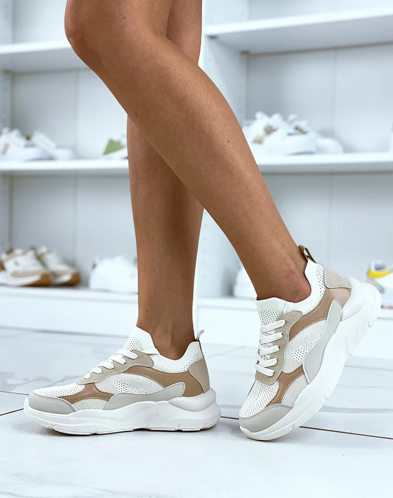 Baskets beiges en tissus à grosse plateforme