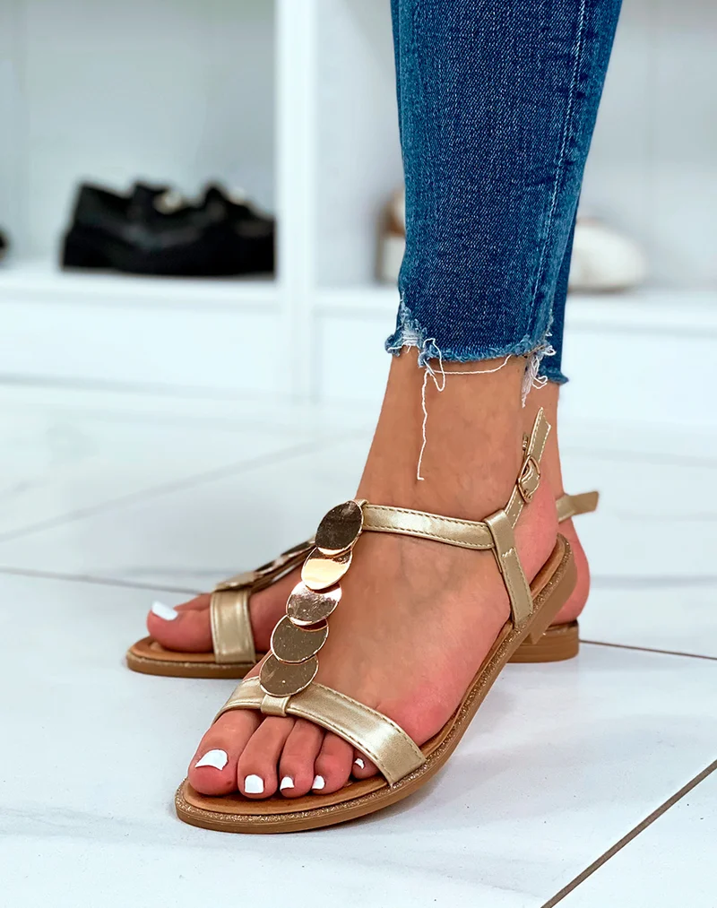 Nu-pieds dorés à pièces dorés