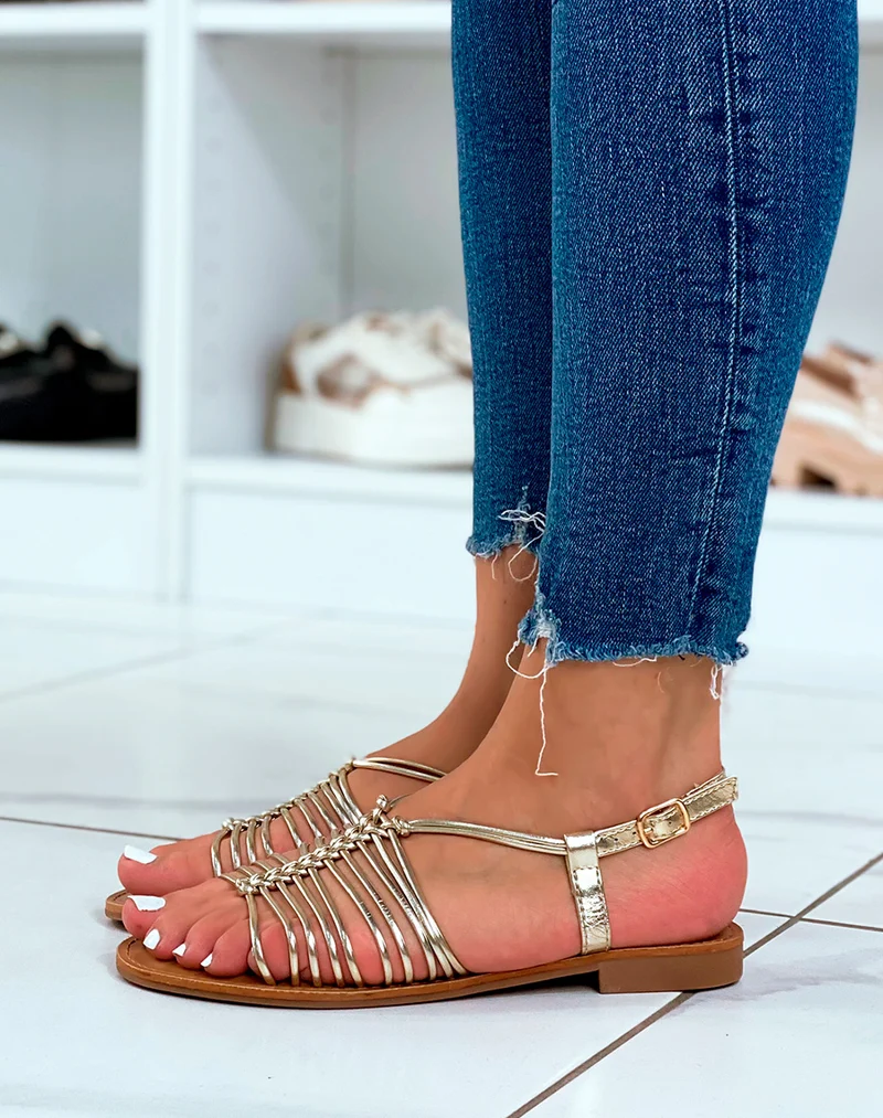 Nu-pieds à multiples brides fines dorées