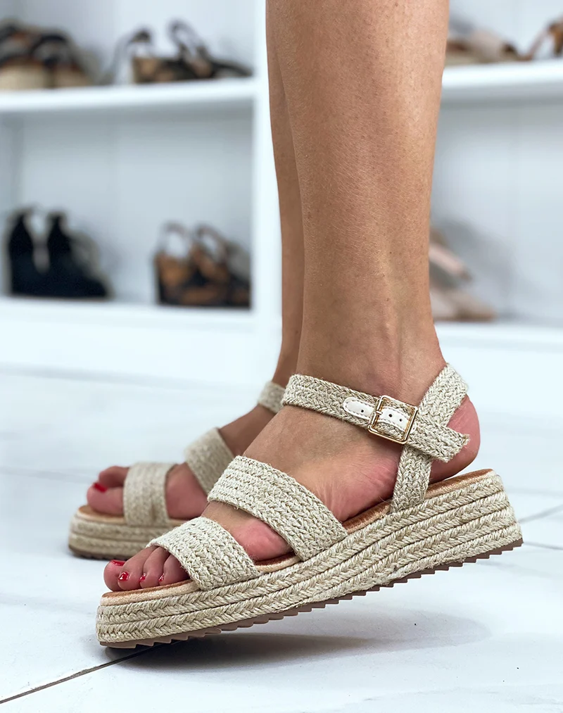 Sandales plates en jute à doubles sangles en toile avec plateforme en jute