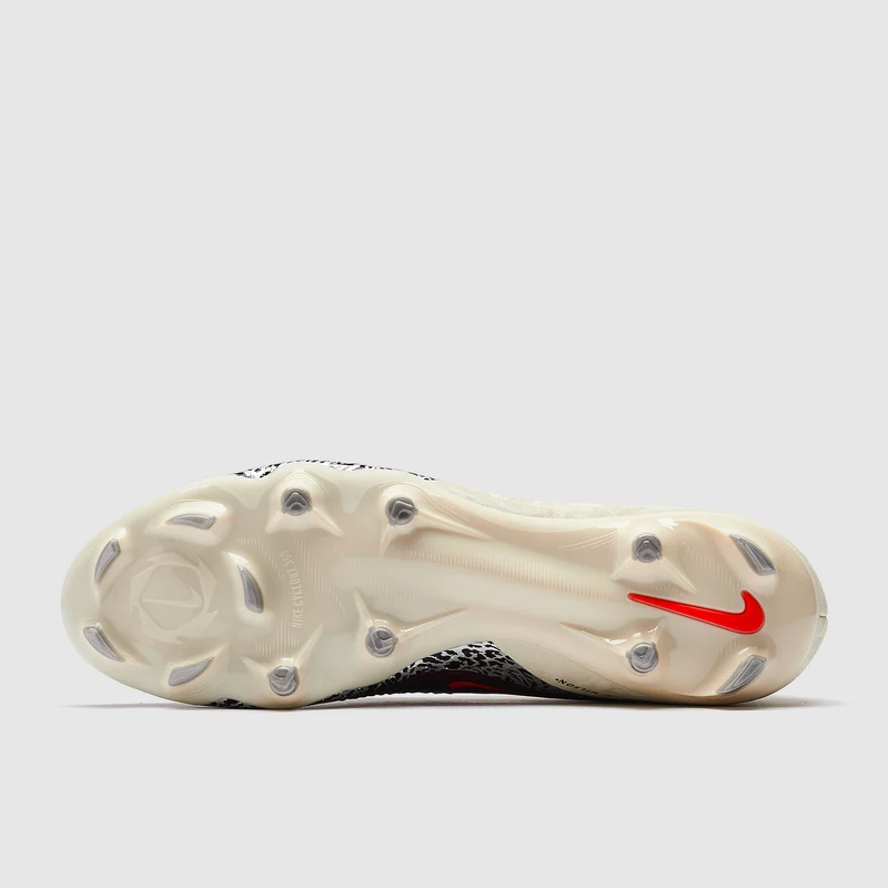 Nike Phantom 6 Low Academy FG