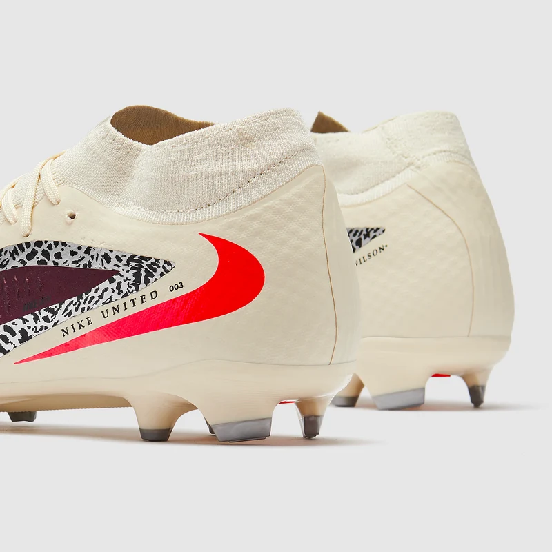 Nike Phantom 6 High Academy FG