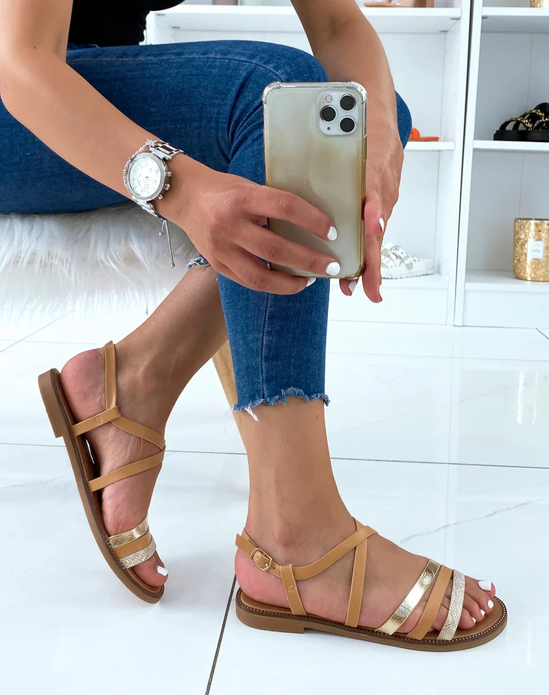 Nu-pieds camel à multiples brides et motif animalier