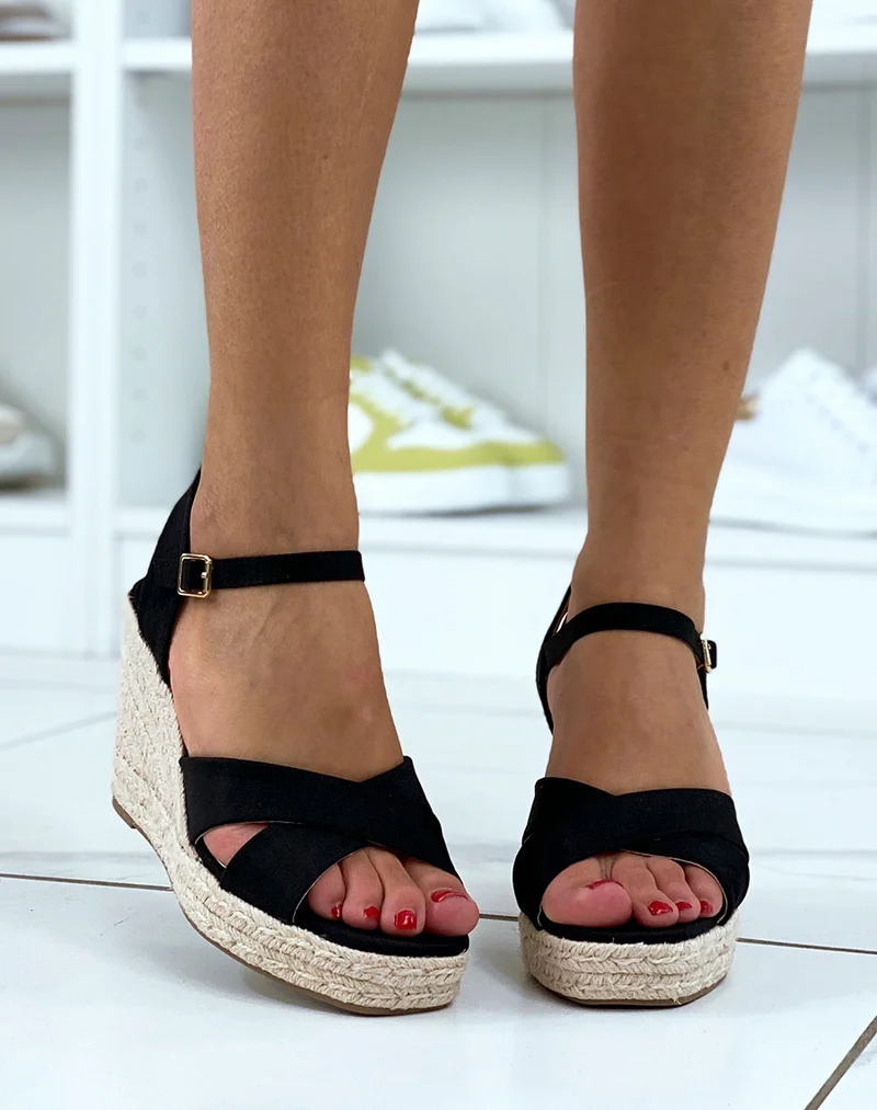 Compensées en tissu noir à brides entrecroisées