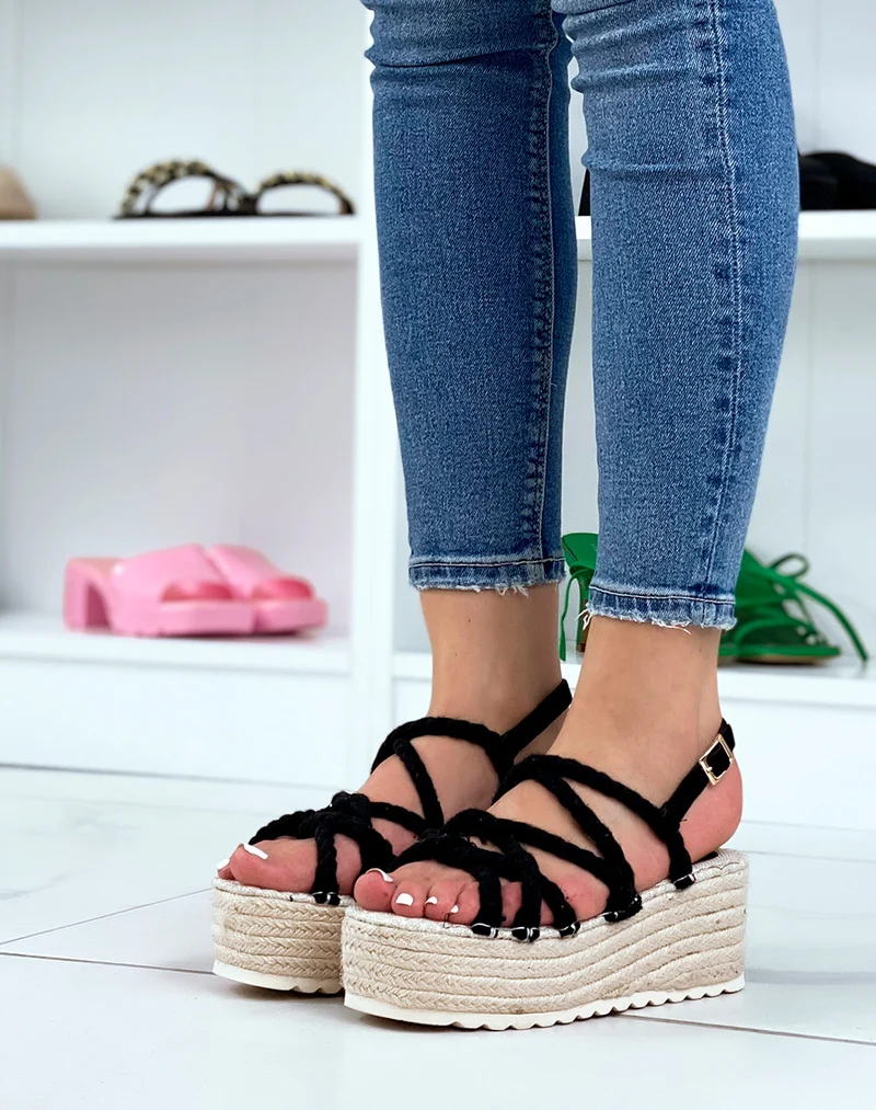 Sandales noires à lanières style corde et semelle épaisse en toile de jute