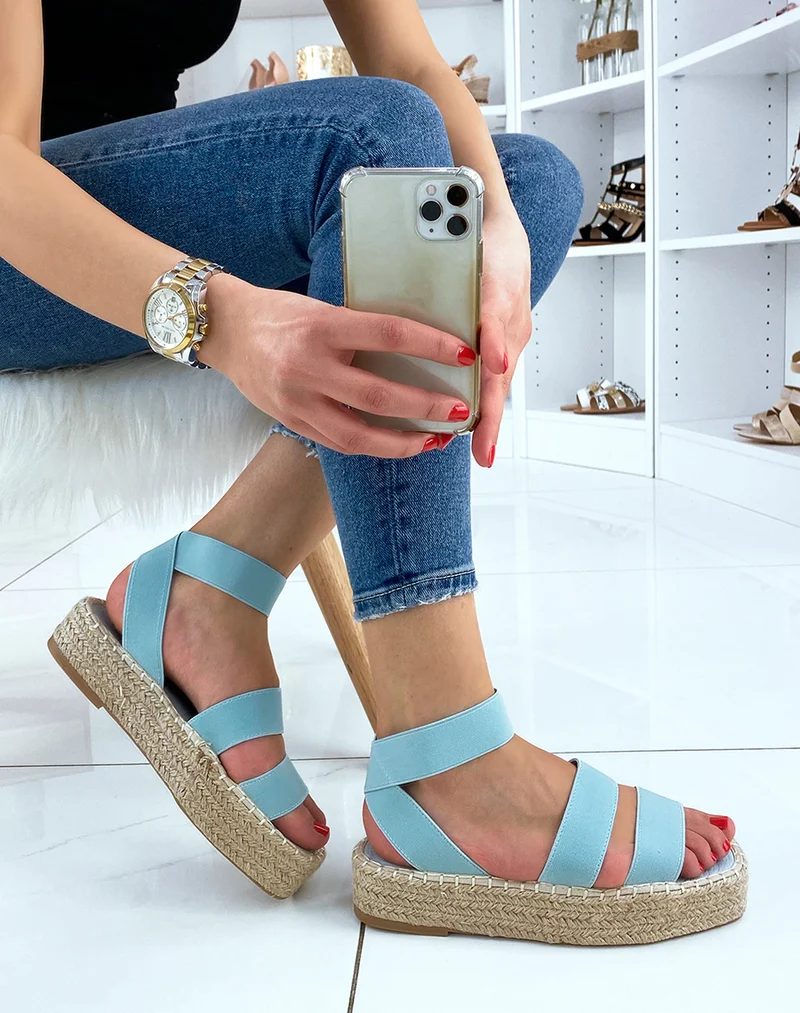 Sandales compensées bleues à brides élastiques