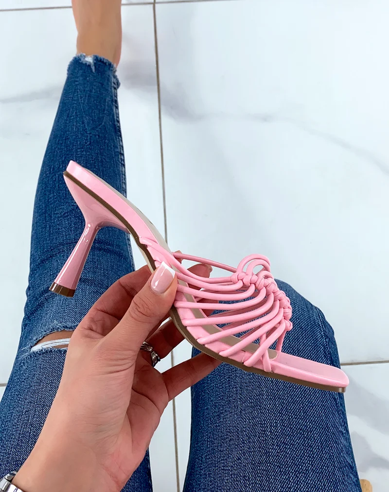 Mules à talons roses à multiples brides