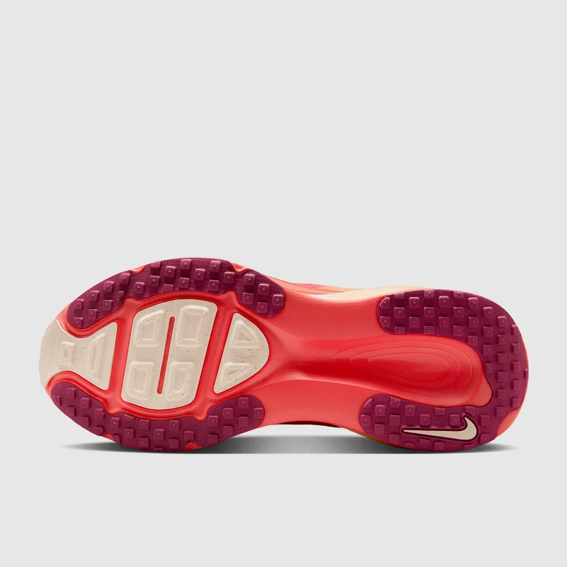 Nike Womens Vomero 18 SE