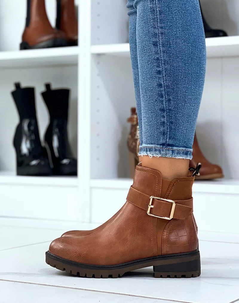 Bottines camel avec élastique échancré et effet croco