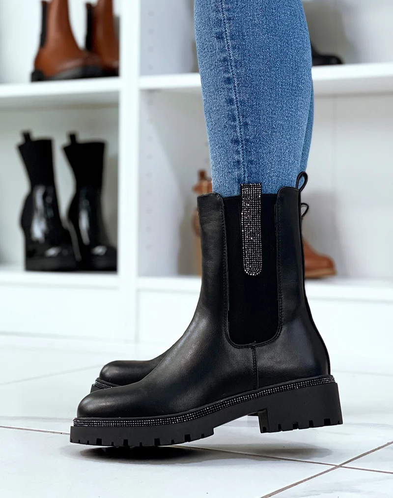 Chelsea boots noires à détails à strass