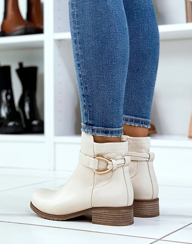 Bottines beiges à lanière à anneau doré