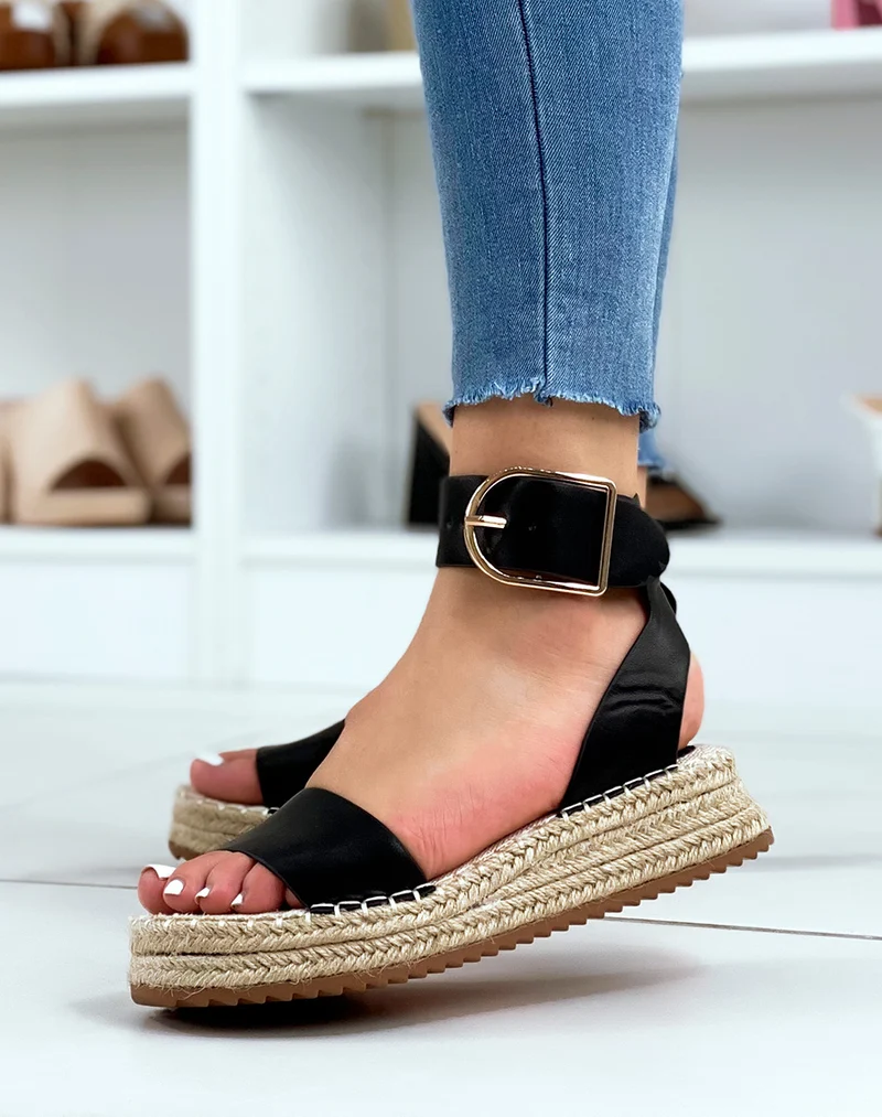 Sandales noires à brides épaisses et semelle en toile de jute