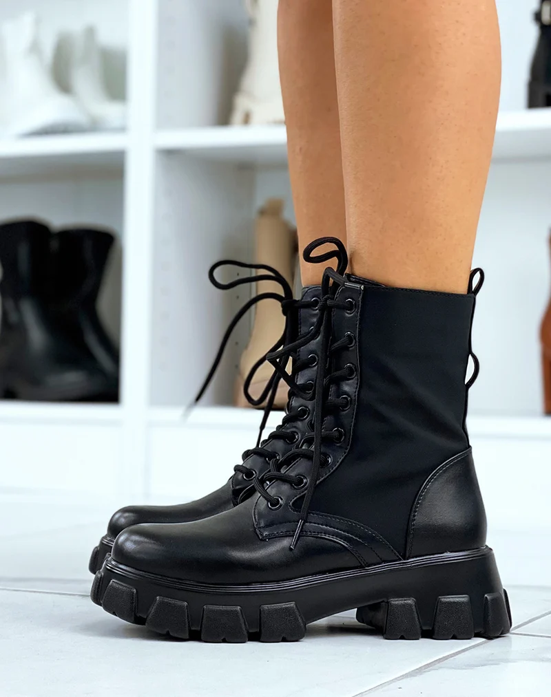 Bottines noires lacées en bi-matière à pochette et à semelles crantées