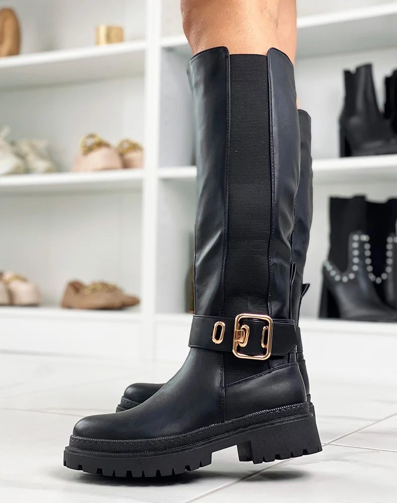 Bottes hautes noires à boucle dorée