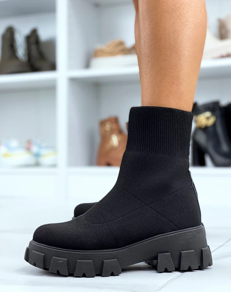 Bottines noires effet chaussette à semelle épaisse crantée