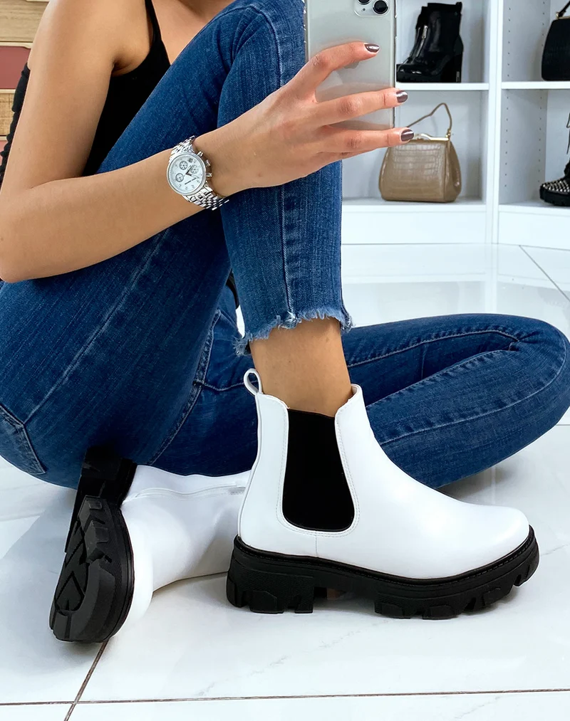 Chelsea boots blanches en similicuir