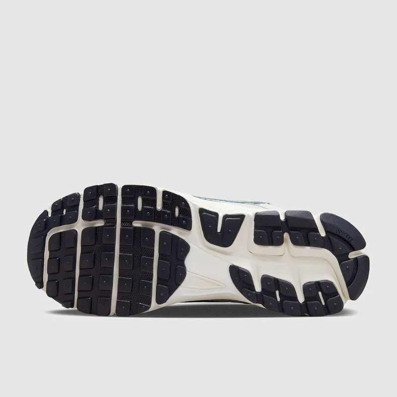Nike Sportswear Zoom Vomero 5