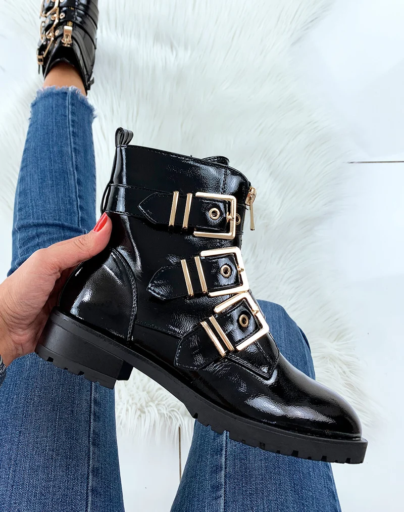 Bottines montantes vernies noires à boucles dorés