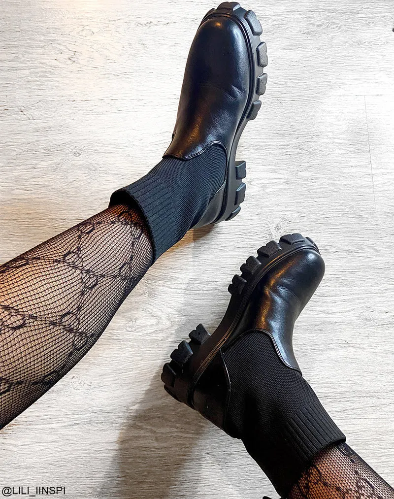 Bottines chaussettes noires et semelle plateforme