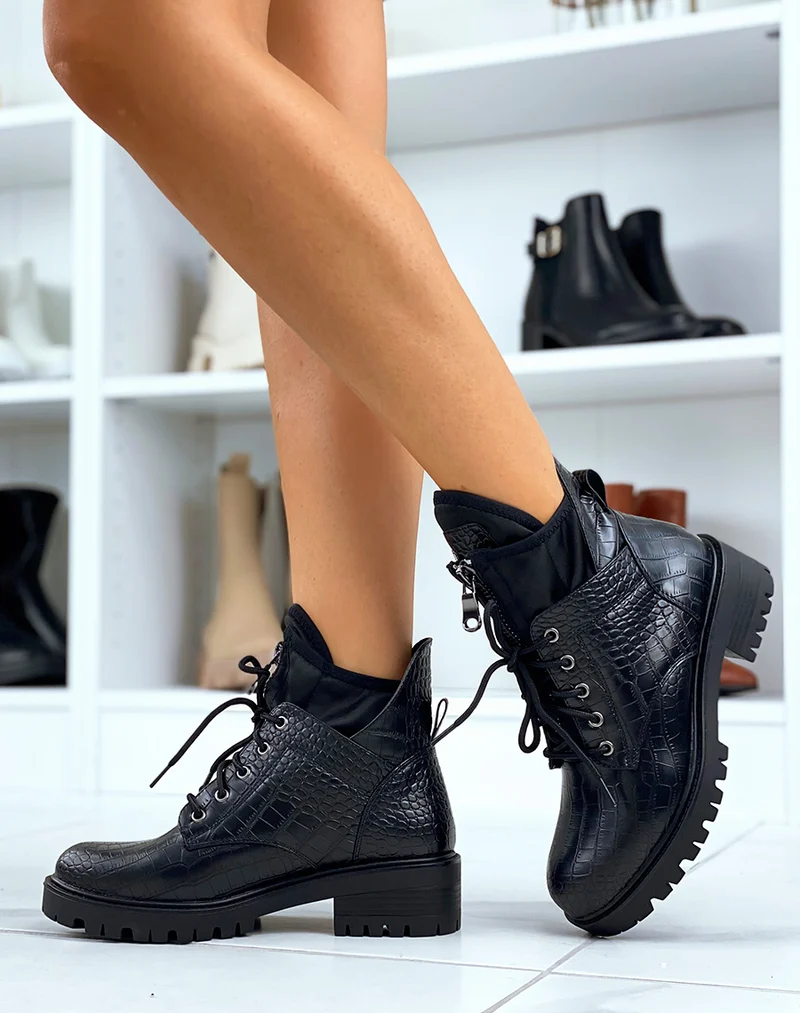 Bottines noires montantes effet croco