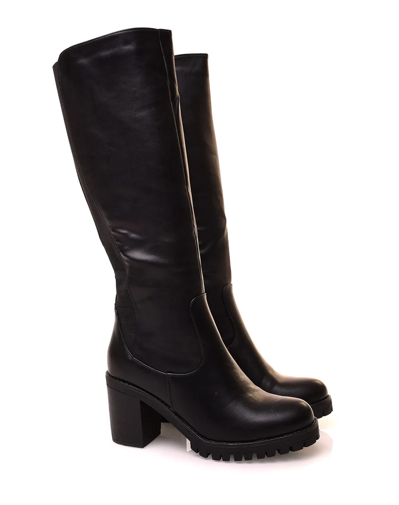 Bottes noires à talons et semelles crantées