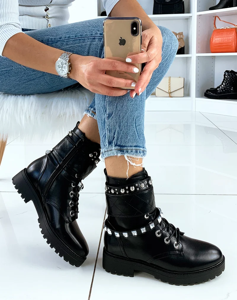 Bottines montantes noires à multiples lanières