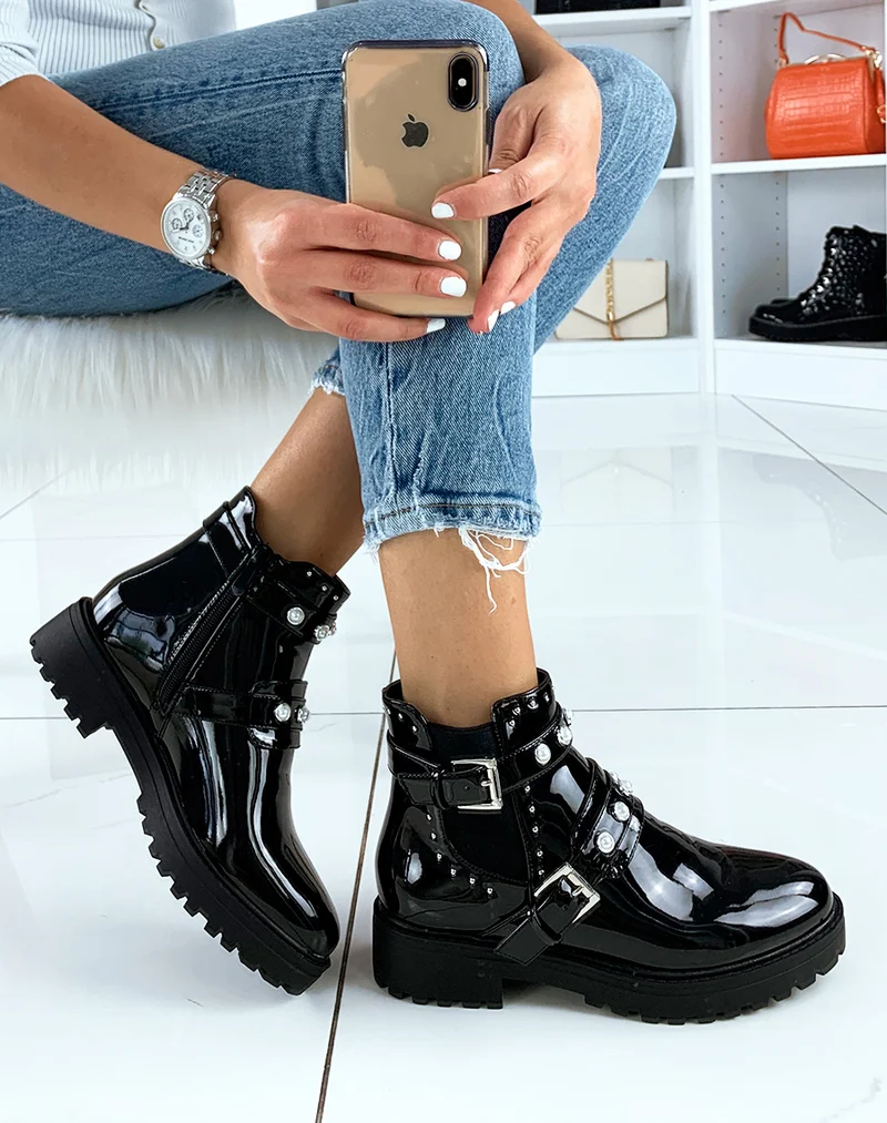 Bottines basses vernies noires perlées
