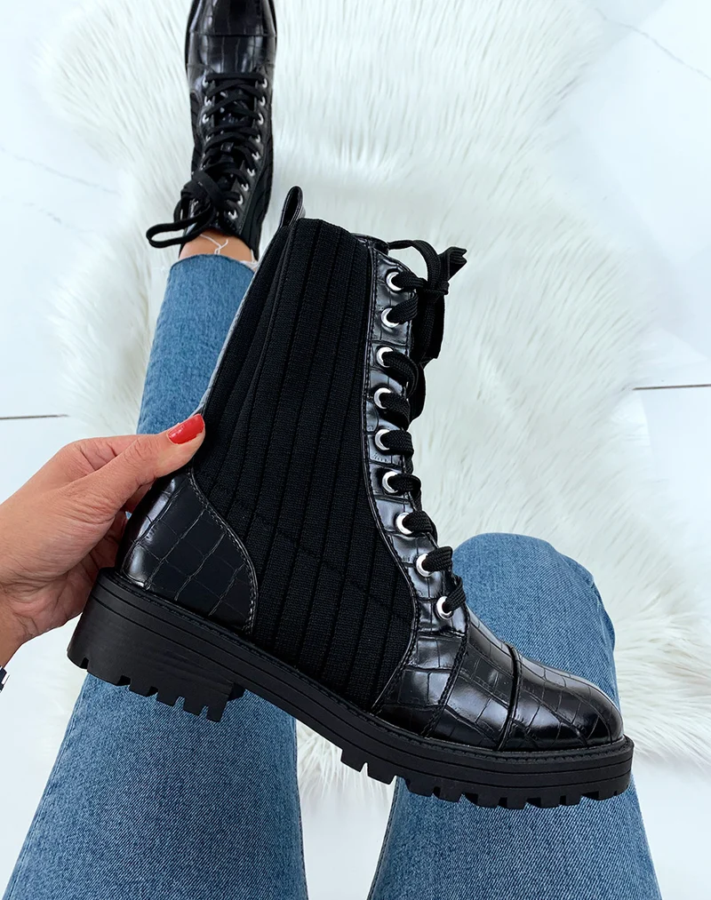 Bottines noires montante chaussette effet croco à lacet
