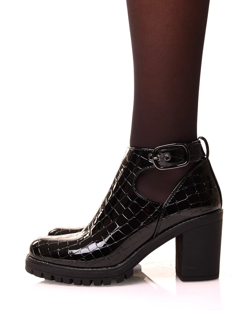 Bottine noire vernis effet croco ouverte à talon