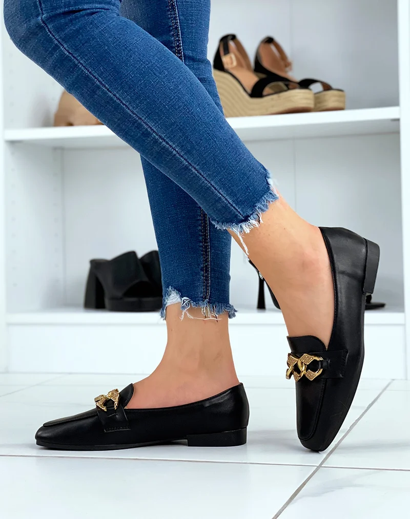 Mocassins noirs à chaîne dorée à strass