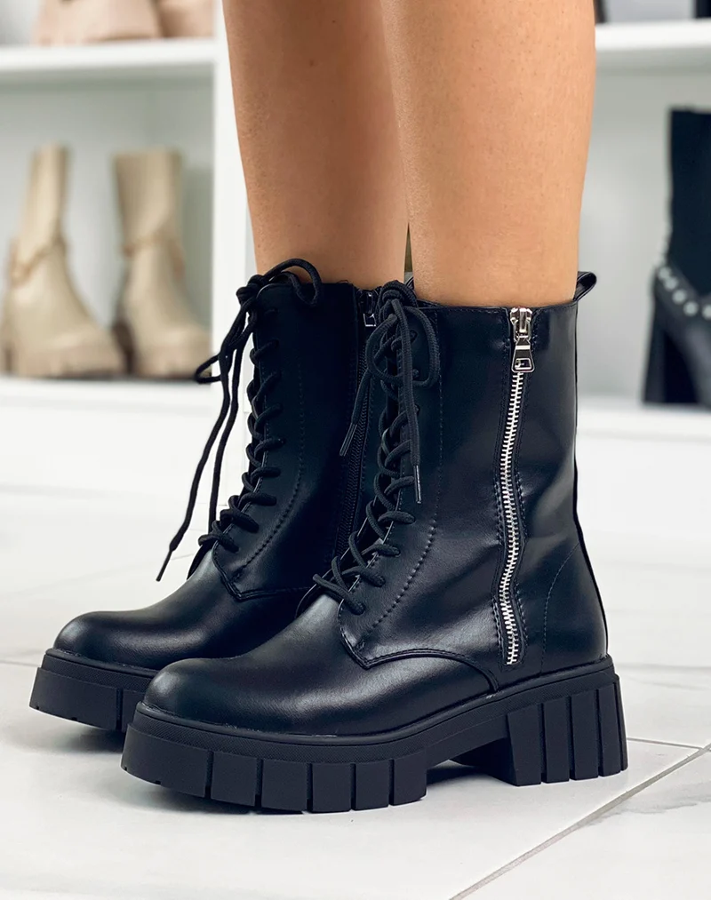 Bottines montantes noires zipées talonnées